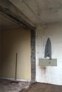 Functional shell composed by three apartments and one office has begun its construction.